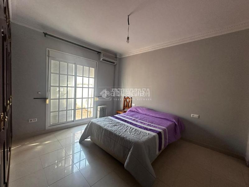 Foto 54f71fa9-b7e4-46ea-bb50-cd1e2374ea92. Piso  en venta en El Rocío - La Milagrosa Jerez de la Frontera