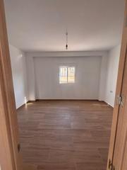 Casa  Calle ro guadalete. Vivienda recien reformada en calle rio guadalete !!