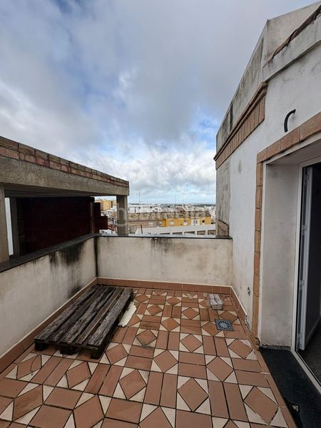 Foto fd593296-8195-447c-9f94-d4f414d8a2d1. Casa a Morón de la Frontera