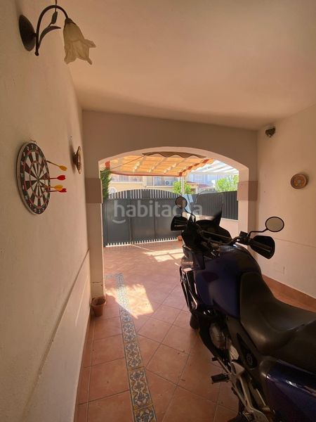 Foto a7f64ad4-c5f0-42a0-ac2d-6fe28de58254. Casa amb aparcament a Morón de la Frontera