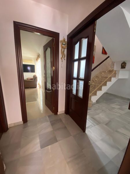Foto e2f3804d-ab82-42cf-a71e-9ef717cd3750. Casa amb aparcament a Morón de la Frontera
