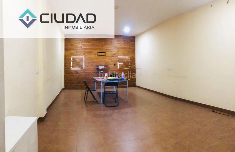 Foto 60c1e108-d209-4873-9deb-644cabccd18d. Local comercial !! rebaja local en la torbilla . en Arahal