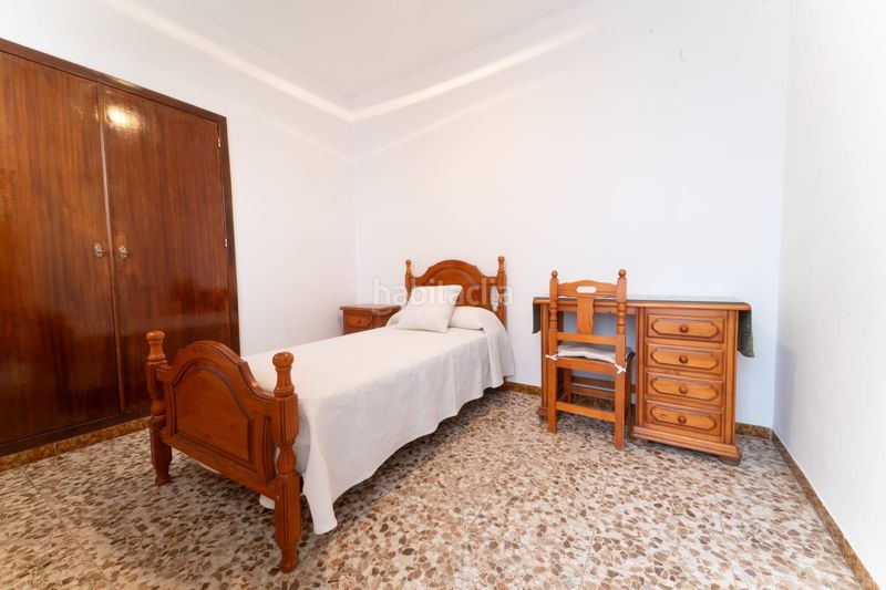 Foto c3d7eeae-b768-418a-99b7-0c72e902efde. Casa amb aparcament a Morón de la Frontera