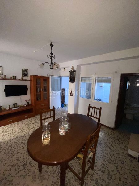 Foto 2e1c0f31-b239-4085-99c7-229a16b9e9cc. Casa a calle coronil (el) 16 a Morón de la Frontera