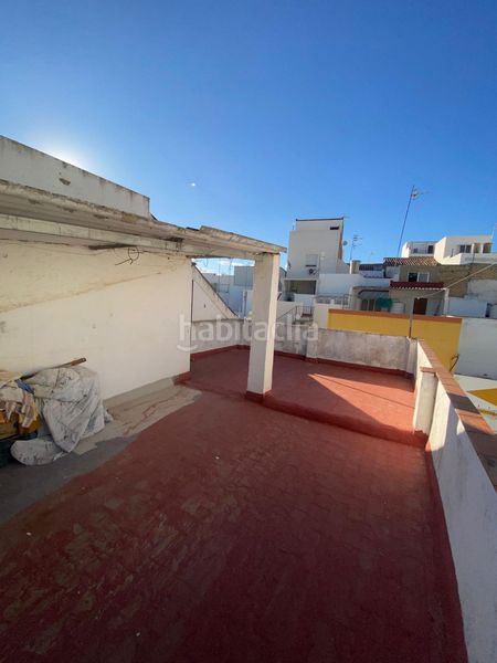 Foto a203dd33-20b3-426c-b5cf-511e37c9c28d. Casa a calle coronil (el) 16 a Morón de la Frontera