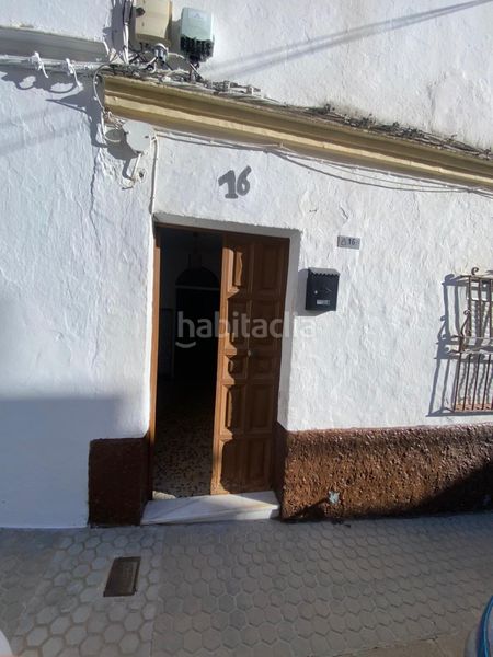 Foto bb6062f1-204d-4366-b5b3-a8fc36266884. Casa a calle coronil (el) 16 a Morón de la Frontera