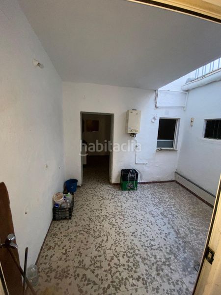 Foto d06b92f0-984d-4249-8453-1399932f6507. Casa a calle coronil (el) 16 a Morón de la Frontera