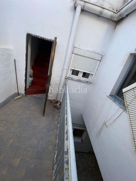 Foto d7bed549-b9ca-49c2-97e6-2eefcdd082bd. Casa a calle coronil (el) 16 a Morón de la Frontera