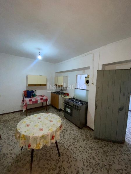 Foto e23cd16f-6221-45d3-b378-bc323162a070. Casa a calle coronil (el) 16 a Morón de la Frontera