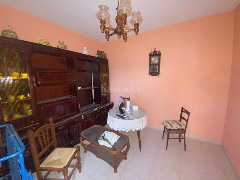 Foto e007c5b7-bc7f-488d-b24b-55e8d3b4951d. Casa a calle montellano 13 a Morón de la Frontera