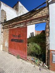 Terreno residenziale in Morón de la Frontera. Oportunidad única solar de 575 m2 en calle los remedios, zona sa