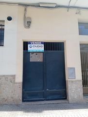 Business premise  Calle mariano hernandez. Amplio sótano en excelente ubicación. zona centro!