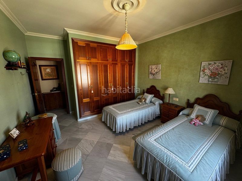 Foto b243d315-c389-40b0-af98-d238362e5df2. Casa a Morón de la Frontera