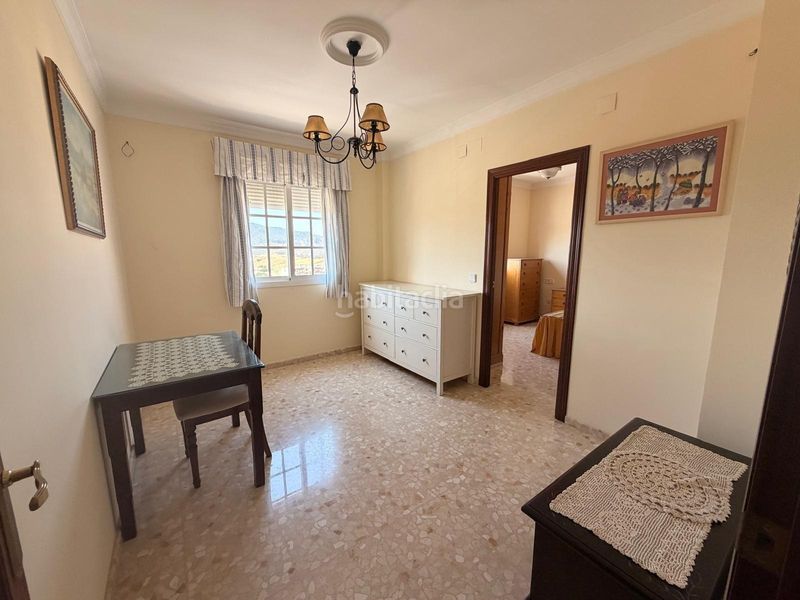 Foto 0f421edf-ed1b-42c3-bb1e-62379ebd351d. Casa in calle miguel hernandez 1 in Morón de la Frontera