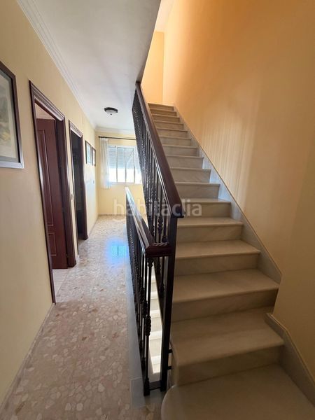 Foto b15e7a21-07d6-4535-8f55-492b1a4a71af. Casa in calle miguel hernandez 1 in Morón de la Frontera