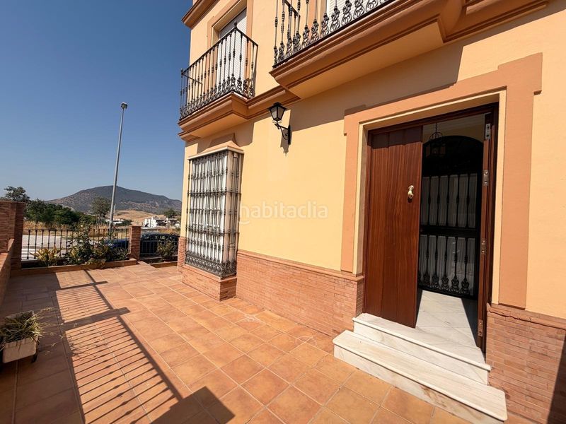 Foto d04547f8-3b81-4e2d-8184-d66e6f152027. Casa in calle miguel hernandez 1 in Morón de la Frontera