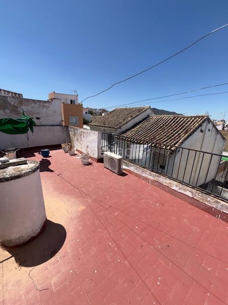 Foto 16fecdf7-bf2b-41d0-8aa2-d71f8dac7e7b. Casa a Morón de la Frontera