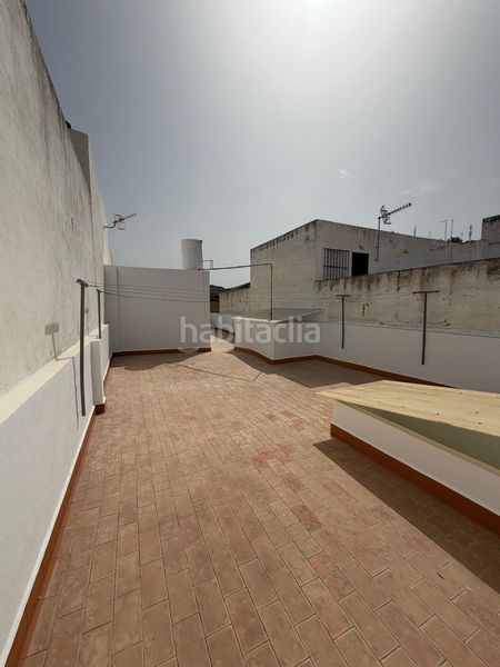 Foto a3225a16-2b83-4be1-becf-4caee62acd2a. Casa amb aparcament a Morón de la Frontera