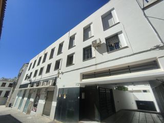 Pis  Calle doctor ramon cruz auñon. Acogedor piso en el corazón de la ciudad calle doctor ramón cruz