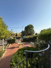 Maison  Avenida hispanidad de la. Magnifica casa con piscina en zona alameda
