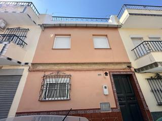 Casa en Morn de la Frontera. Magnifica casa en calle arrieros