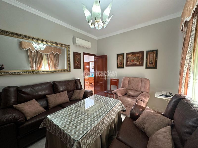 Foto 8ca70e37-f1ef-481b-89c9-9b8365be0223. Casa a Carmona