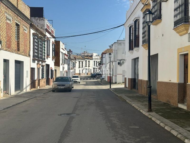 Foto f0ab14c0-fd2f-444f-8b4f-0b567643e434. Casa a Carmona