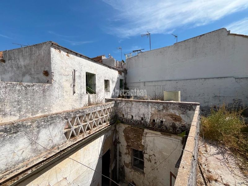 Foto 0a8f3ee5-c143-4769-8a67-391888f18459. Casa amb calefacció a Carmona