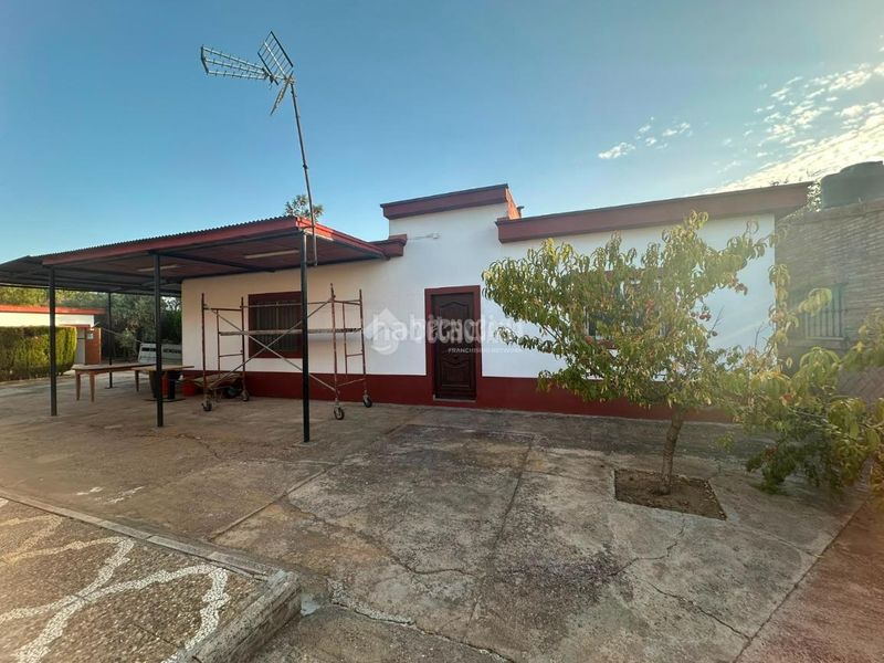 Foto 052a7a92-9a9a-4099-93fa-e5b1bce23432. Masia a Carmona