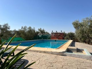 Casale in Carmona. Casa rural en venta en carmona