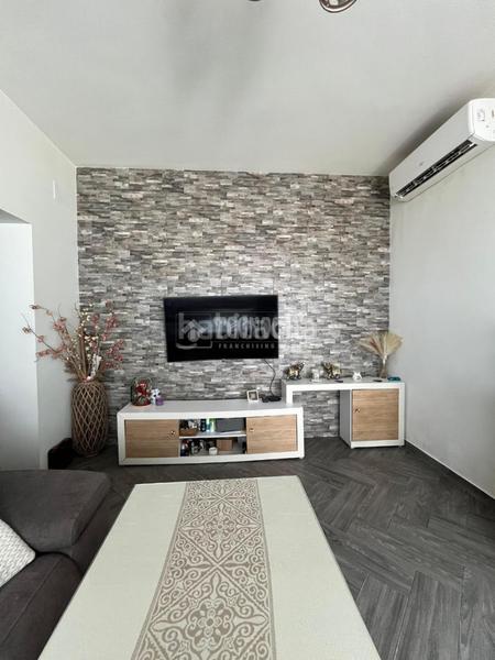 Foto 94ff5d3d-abe2-4725-b62b-07c200e2ecba. Maison avec parking dans Carmona