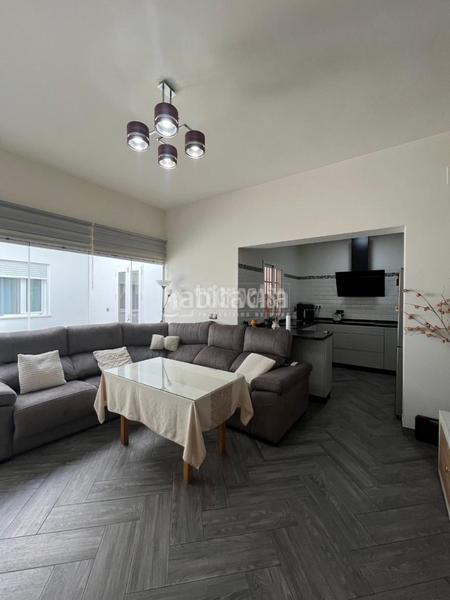 Foto a96caa4a-2153-4f63-8f39-f5c1ab637703. Maison avec parking dans Carmona