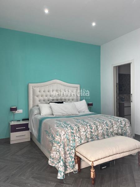 Foto ad9a01b9-821a-4d7f-9efc-a2d0a9bd97d4. Maison avec parking dans Carmona