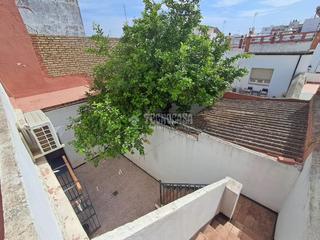 Maison à Carmona. Casa en venta en carmona