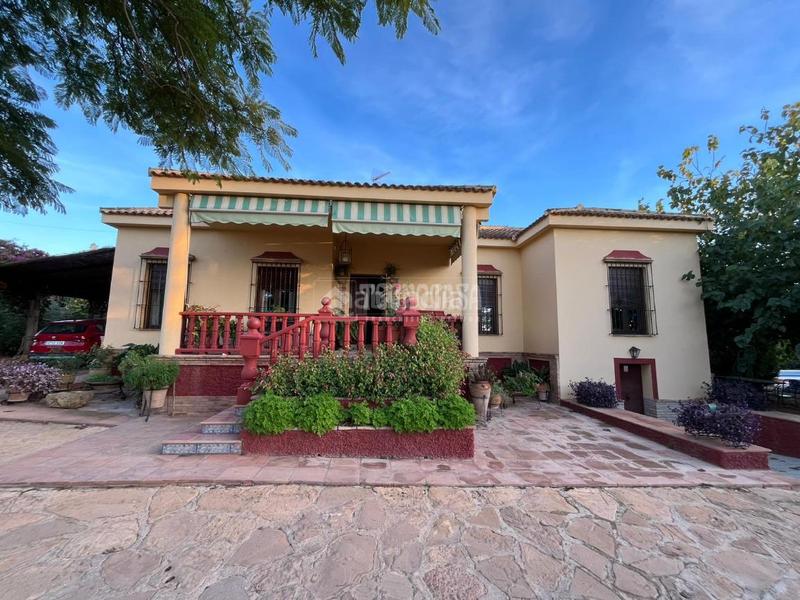 Foto 1cec43d9-28ff-4403-9519-5686663fc833. Casa a Carmona