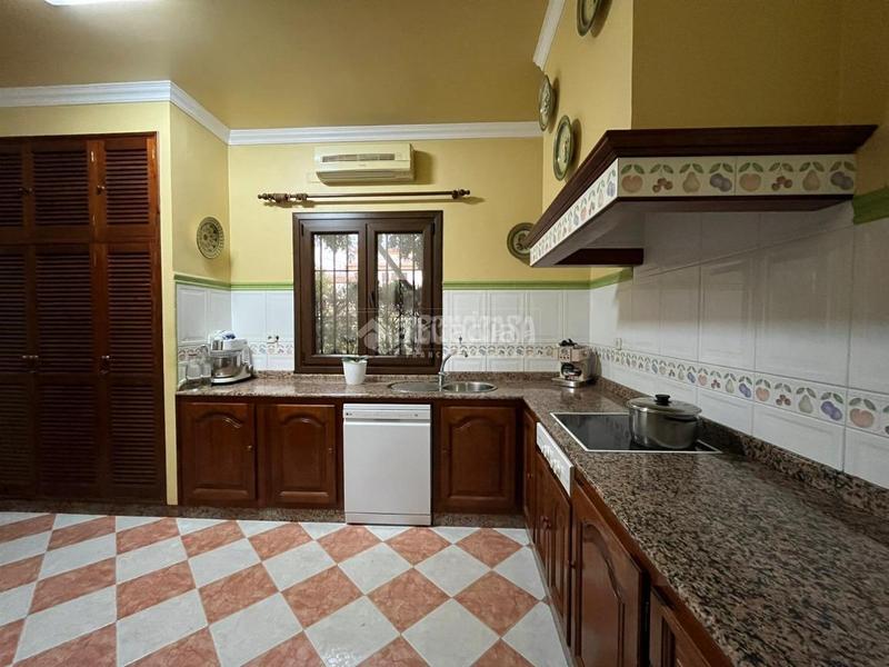 Foto a23d13e6-a7dd-4bd5-b50f-bdf38c442759. Casa a Carmona