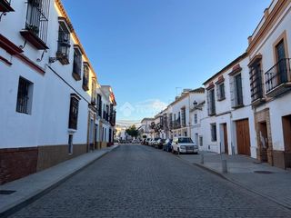 Casa a Carmona. Casa en venta en carmona