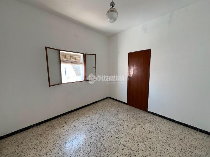 Foto bee29bc7-bd30-4ab4-87e6-8e09a9641f4f. Casa a Carmona