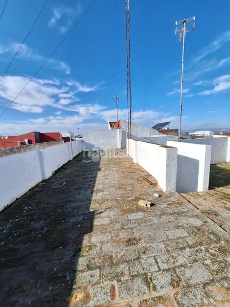 Foto f59811f4-f5e0-4084-a5ac-67422db32f28. Casa a Carmona