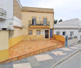 Haus in Cabezas de San Juan (Las). Casa en venta en las cabezas de san juan
