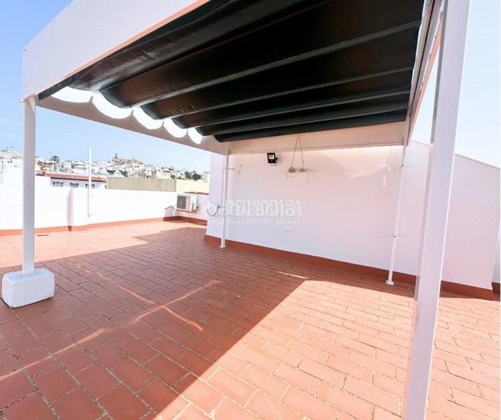 Foto 21da324a-9b76-4c6c-9be9-84e66d7d9f34. Piso  en venta en las cabezas de san juan en Cabezas de San Juan (Las)