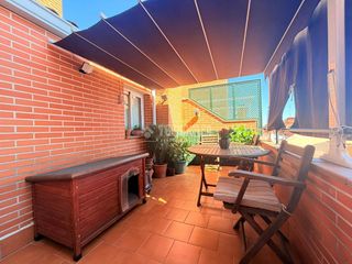 Dachwohnung in Casco Antiguo Sur. Ático en venta en ciempozuelos