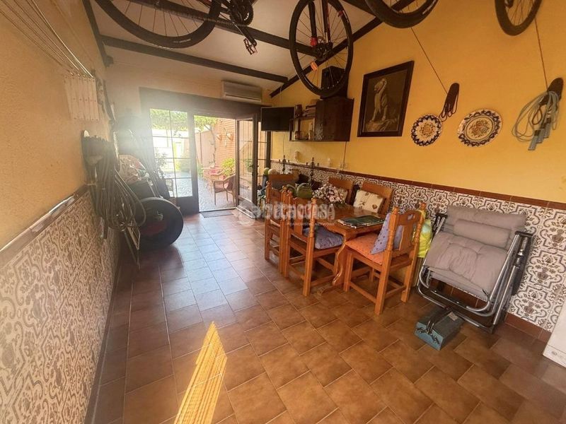 Foto 605e39fd-e9fa-44c6-9a60-10c7fb6ff540. Casa aparellada a Los Barreros Seseña