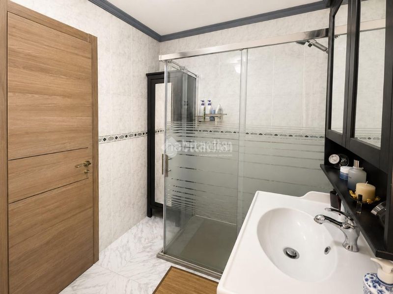 Foto 6880a2bd-41a9-46ca-8116-ade4d576e6fd. Casa aparellada a Los Barreros Seseña