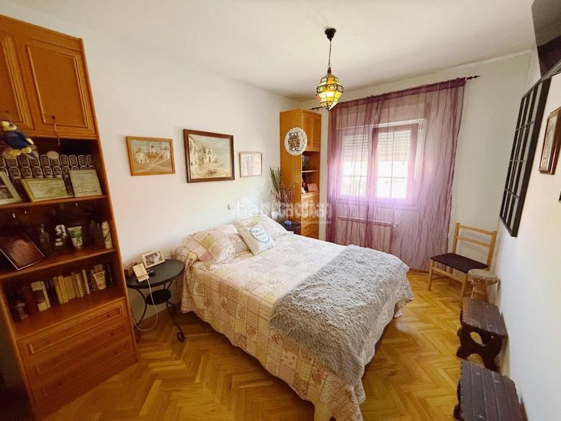 Foto f7231b74-980a-425a-a0bf-c0e437e1859e. Casa aparellada a Las Lomas Seseña