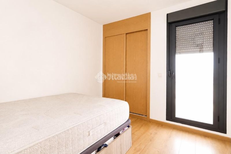 Foto d138d846-26ce-474f-be96-ad6a3bd04718. Pis amb aparcament a Centro Seseña