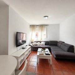 Etagenwohnung in Casco Antiguo Sur