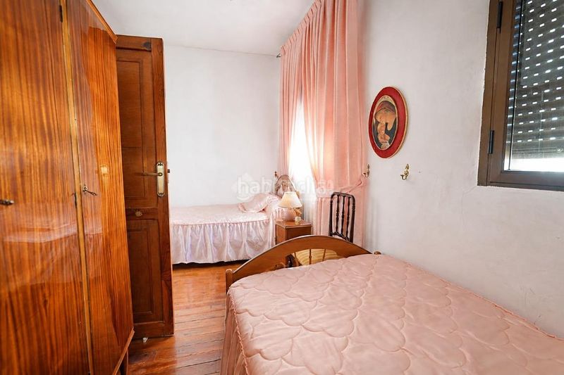 Foto 43529d61-6a0e-4aef-8088-8c6b485f09d8. Casa aparellada a Centro Seseña