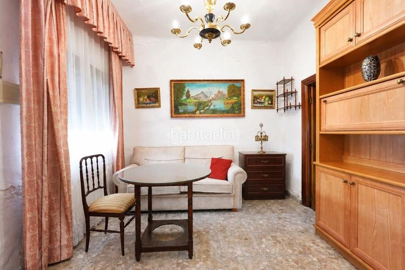 Foto 6585bfaf-4f7b-4570-a884-234052327ca1. Casa aparellada a Centro Seseña