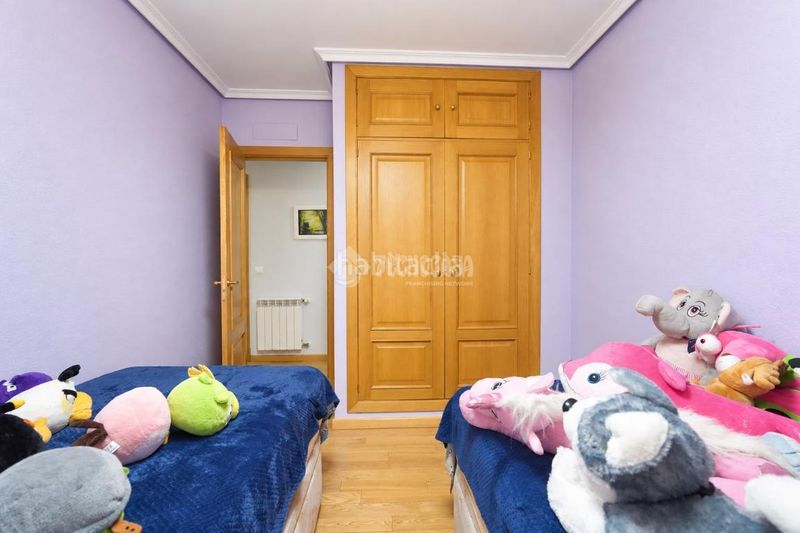 Foto 428f7a0f-973b-41dc-a6ff-08d51fb1c91f. Piso  en venta en El Quiñón Seseña